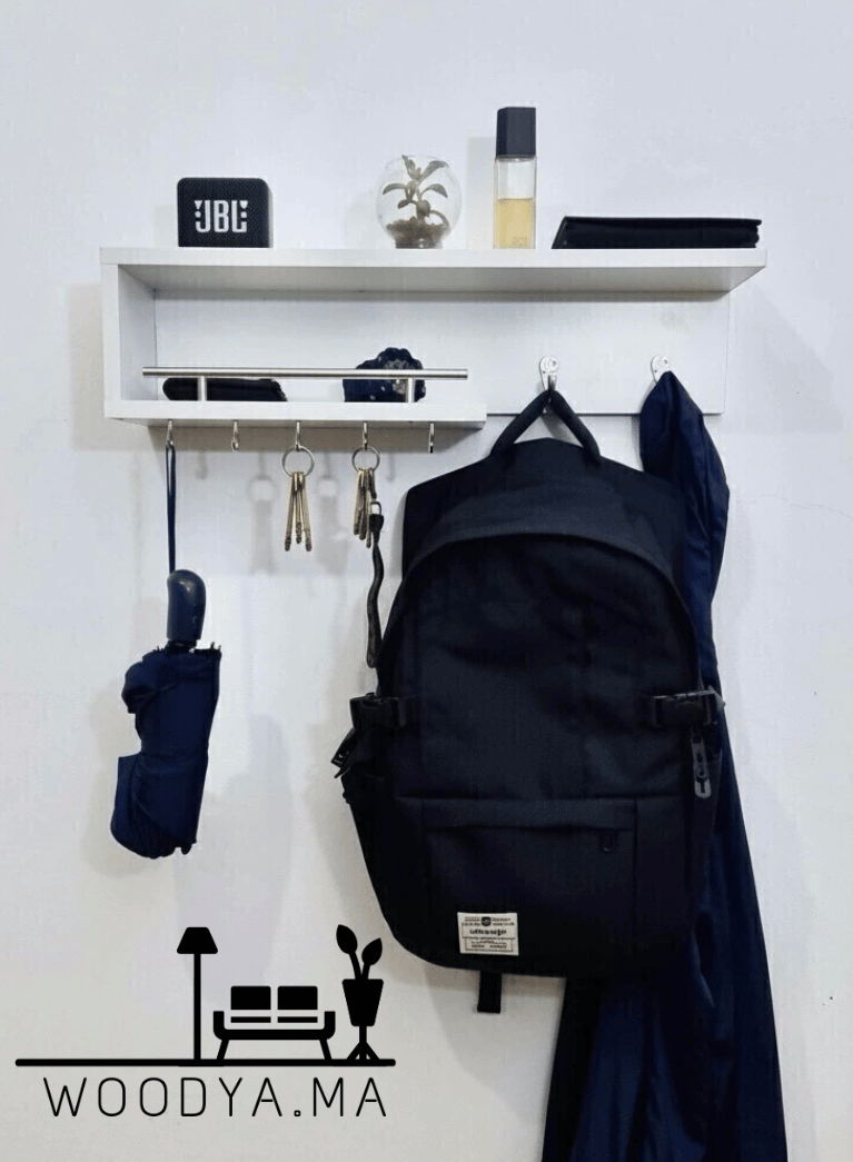 ✨ رفّ وعلاقة على الطراز الإسكندنافي – التنظيم والأناقة في مكان واحد