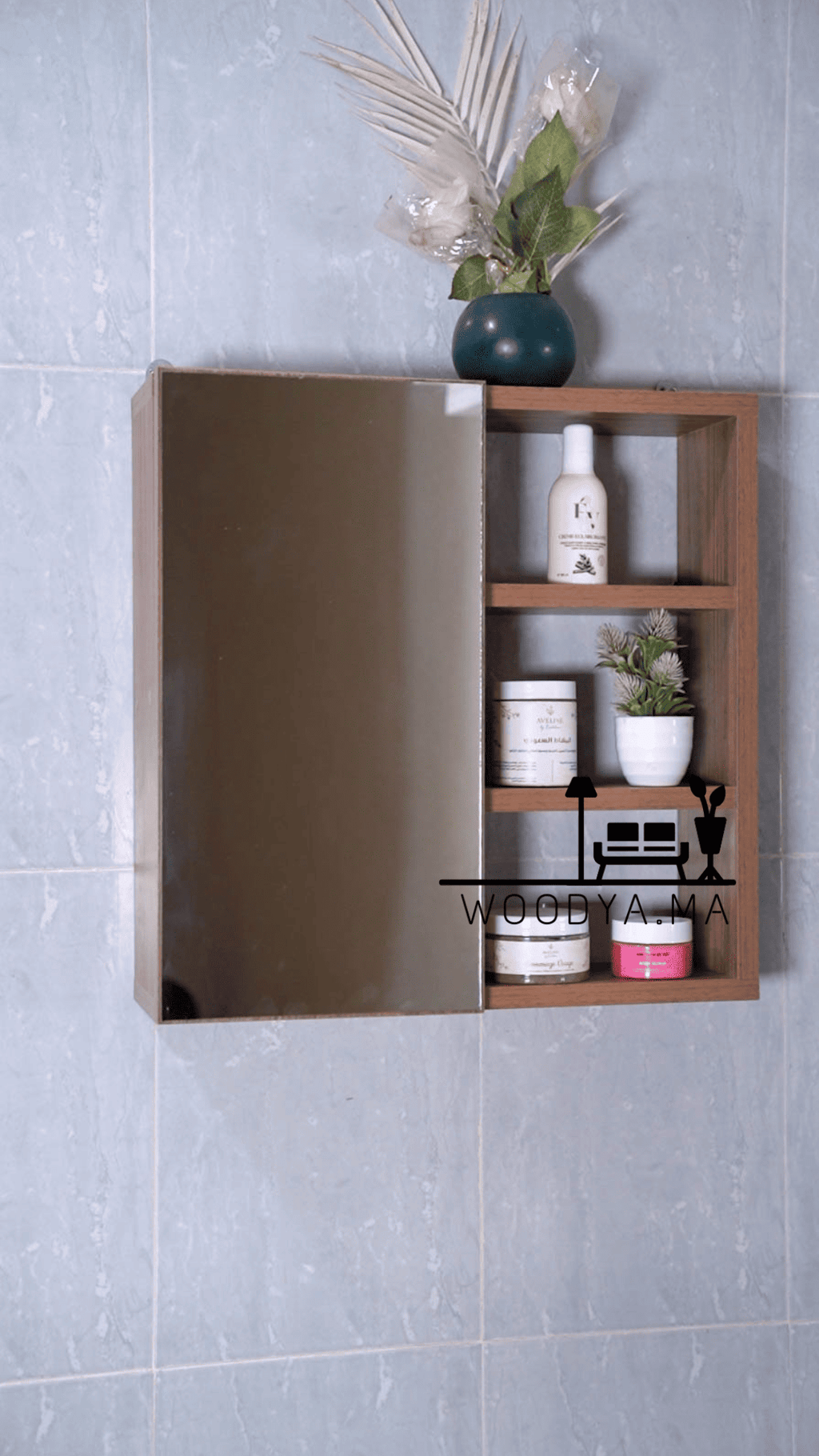 مرآة حمام عملية بباب هيدروليك ورفوف خشبية – مرآة + صيدلية + منظم في قطعة واحدة